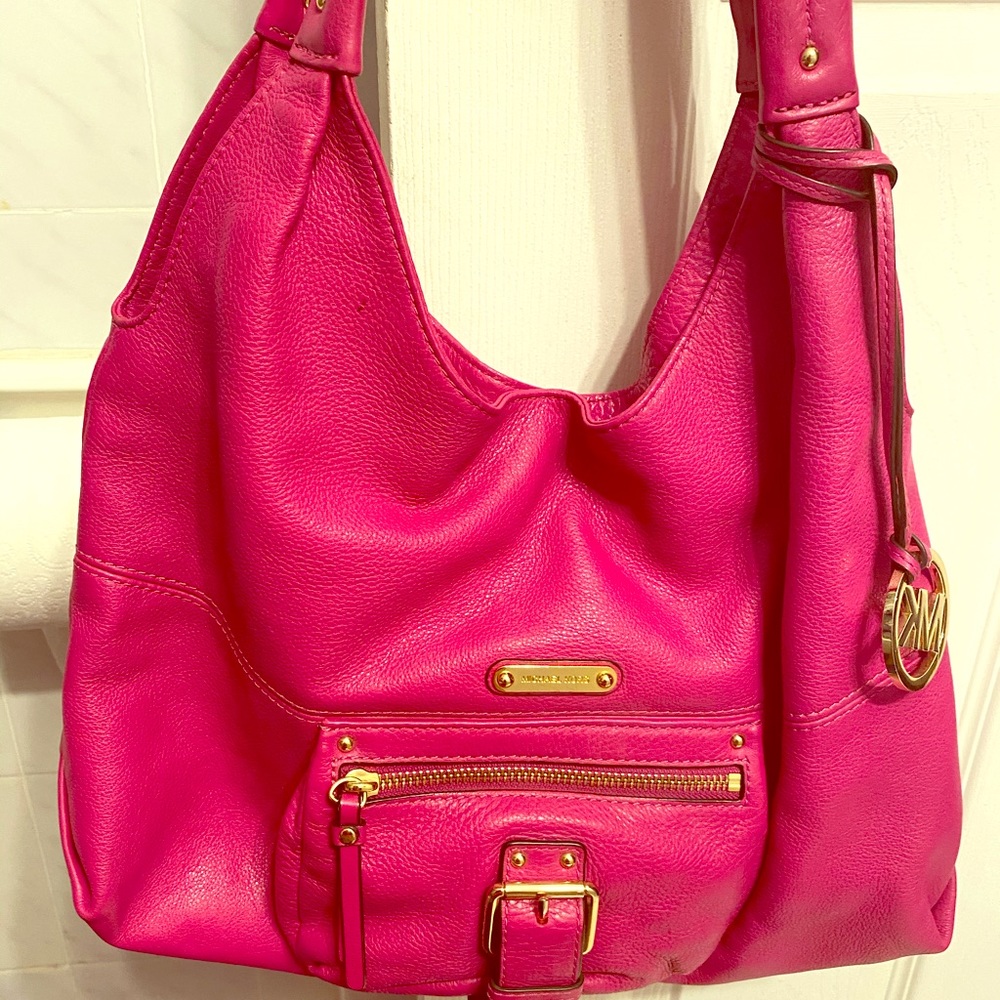 Michael Kors Shoulder Bag.